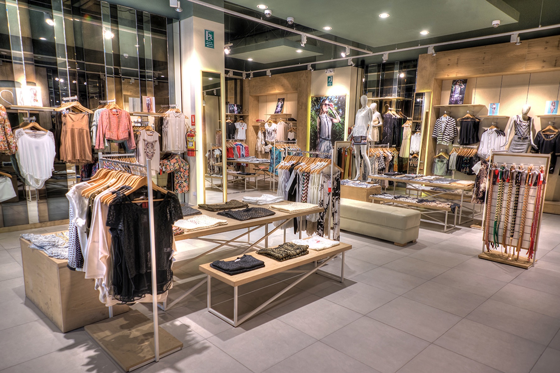 Q2: Local comercial